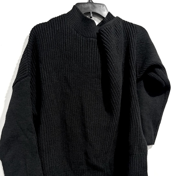 SANCTUARY Women's One-Cold-Shoulder Long-Sleeve Sweater Cut It Out Black… - Picture 10 of 10